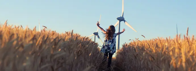 A szénlábnyom csökkentése: megújuló energiát termelő szélfarm
